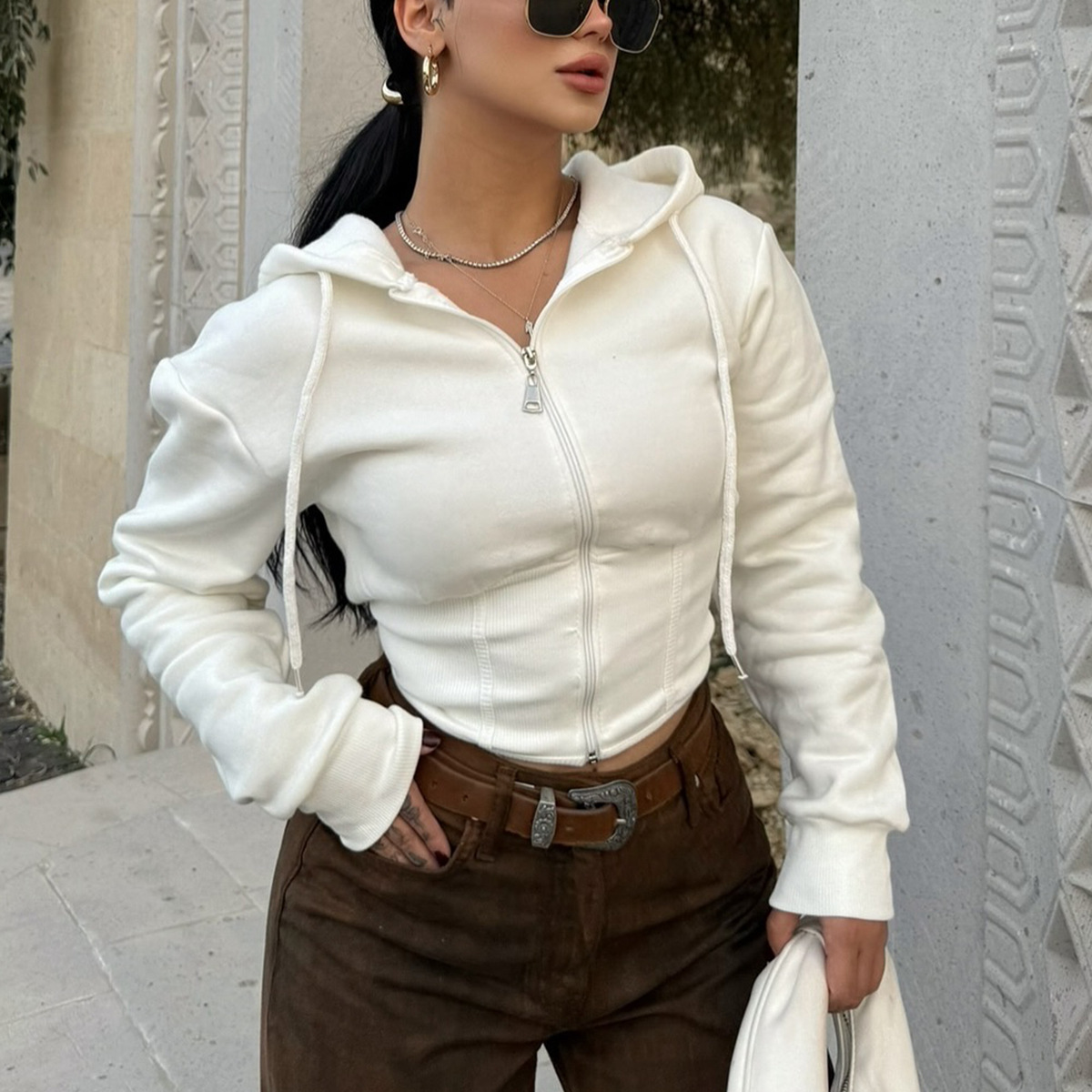 0a002acb-ab4d-439c-8bd2-3bf44f023152.jpg Levant Temperament Slimming Crop Hoodie Sweatshirt For Women - Image 1
