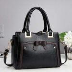 Levant Commuting Shoulder Bags For Women - Image 4